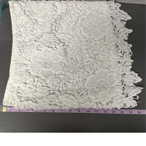 Forever 21 Crochet High Waisted White Skirt Size Small - Picture 4 of 7